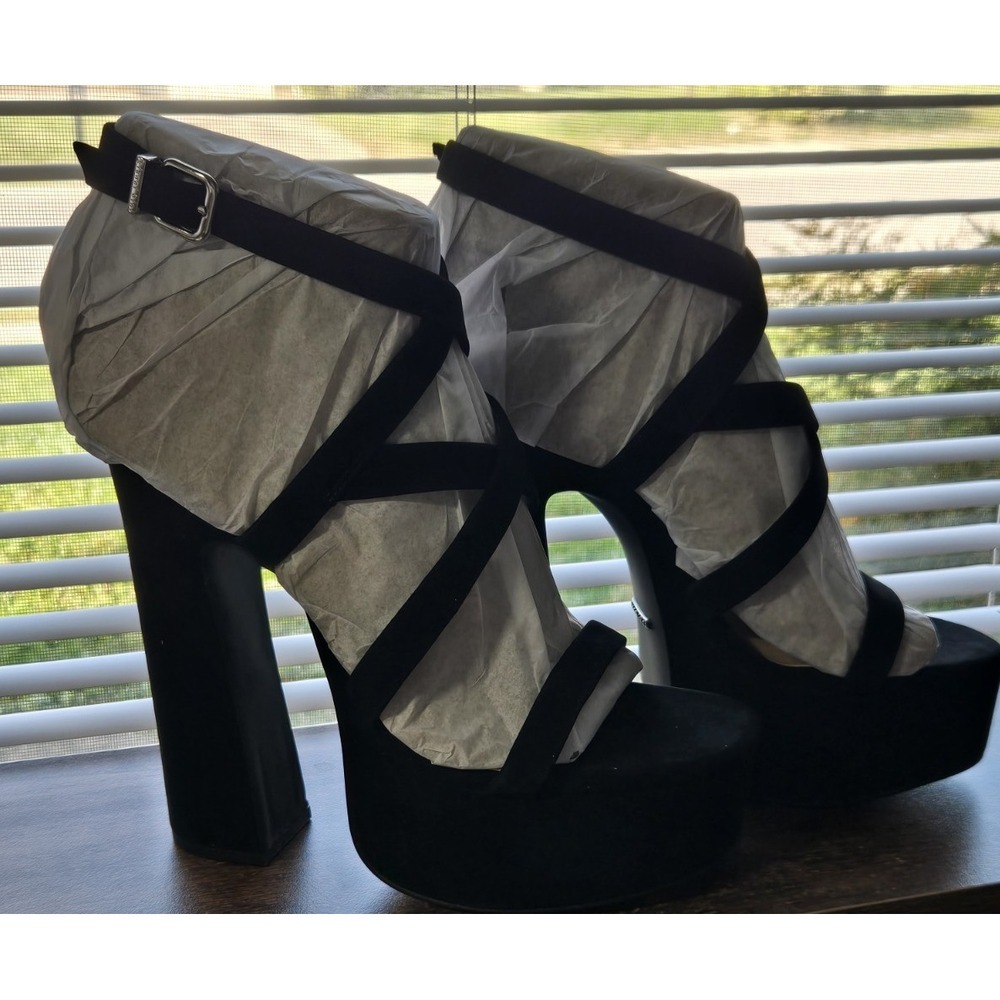 Gianni Bini Black Suede Platform Heels - Strappy Ankle Buckle Sandals